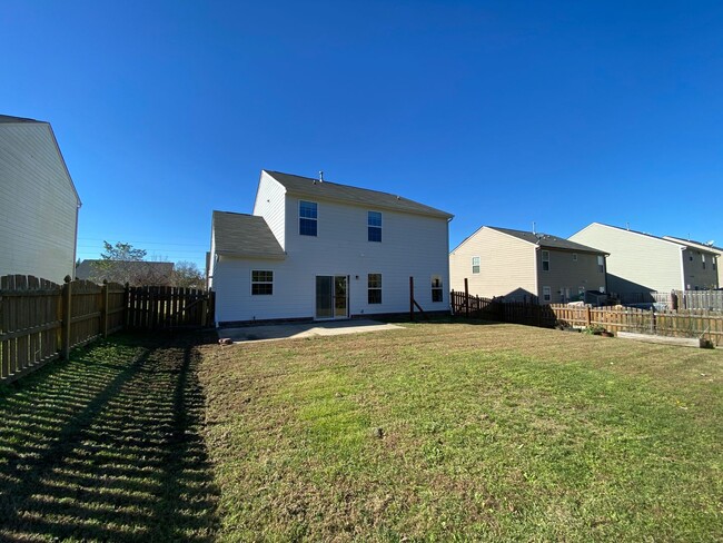 Building Photo - Beautiful 4 bed, 2.5 bath home in Indian T...