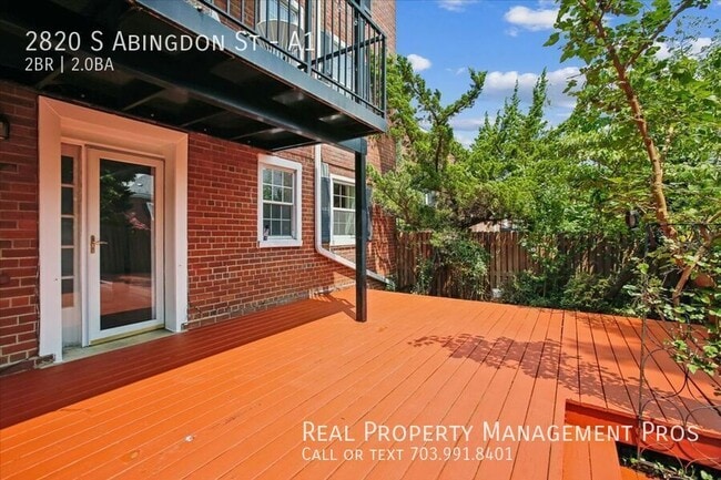Building Photo - 2820 S Abingdon St