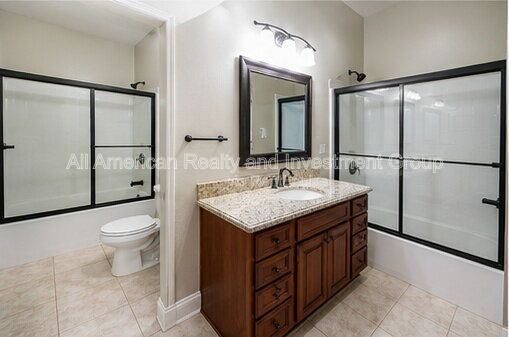 Building Photo - 598 Emerald Ln