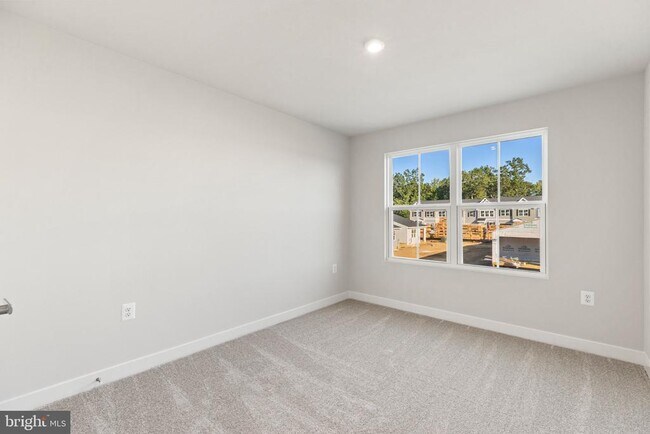 Building Photo - 4319 Southerby Dr