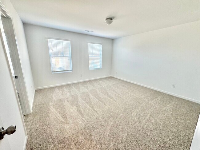 Building Photo - 4 br 3.5 ba NEW CONSTRUCTION in China Grove!