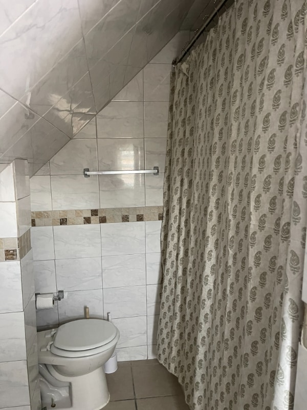 Building Photo - 4926 W Medill Ave