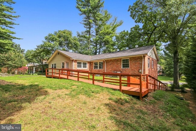 Building Photo - 11834 Goya Dr