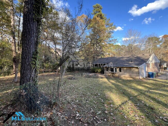 Building Photo - 1720 Euclid Rd