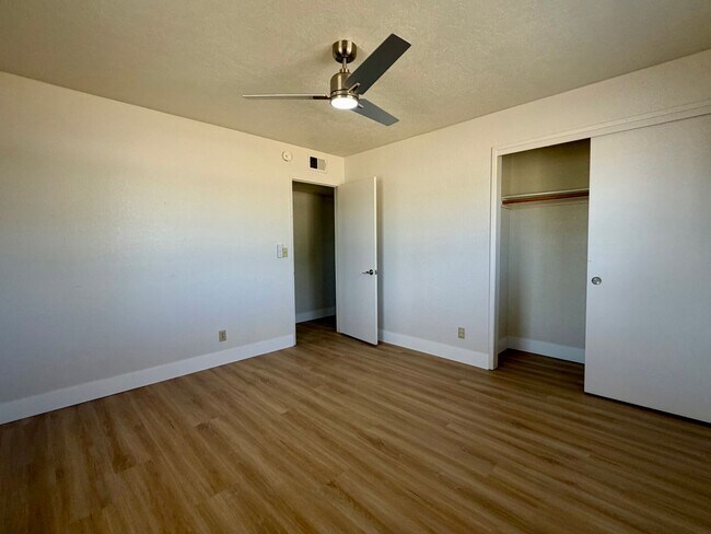Building Photo - 408 W Ward Ave