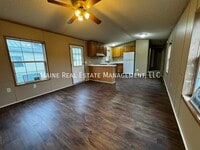 Building Photo - 91 Autumn Ave
