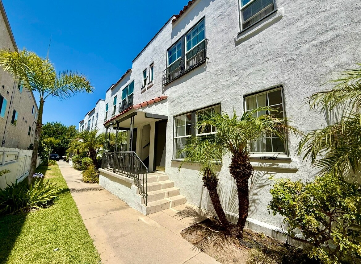 Building Photo - 140 Olive St