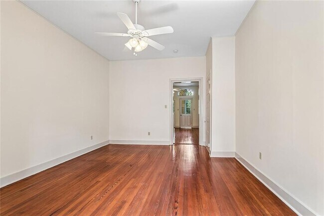 Building Photo - 629 Royal St