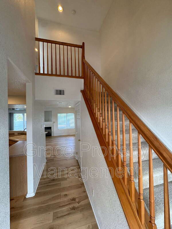 Building Photo - 5770 N Argonne St