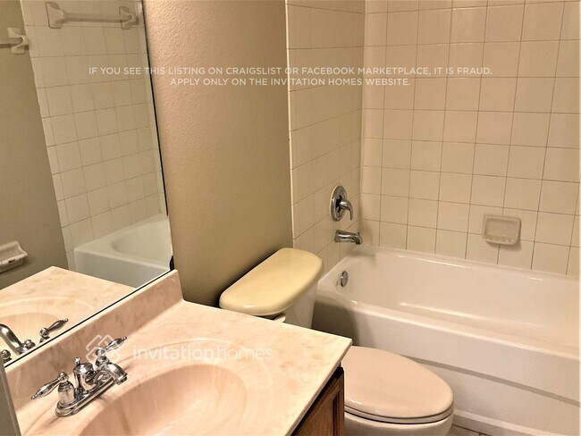 Building Photo - 11238 Madison Park Dr