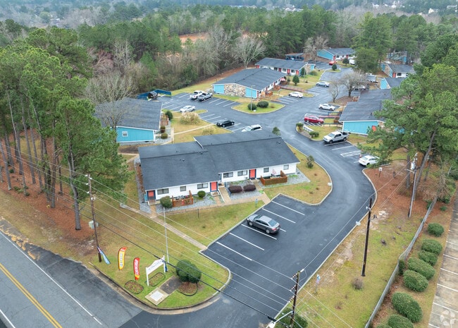 Primary Photo - Holly Park Square Apartments