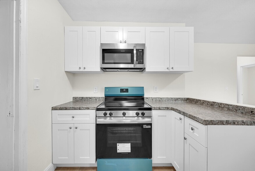 Building Photo - 299 NW 43rd St