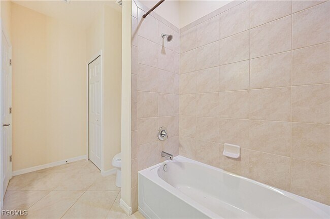 Building Photo - 10288 Via Colomba Circle