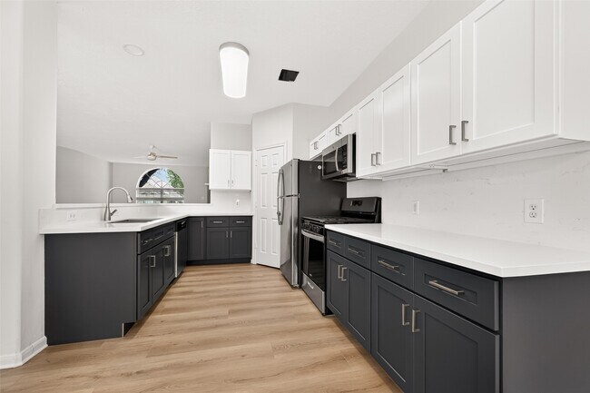 Building Photo - 4719 Cashel Cir