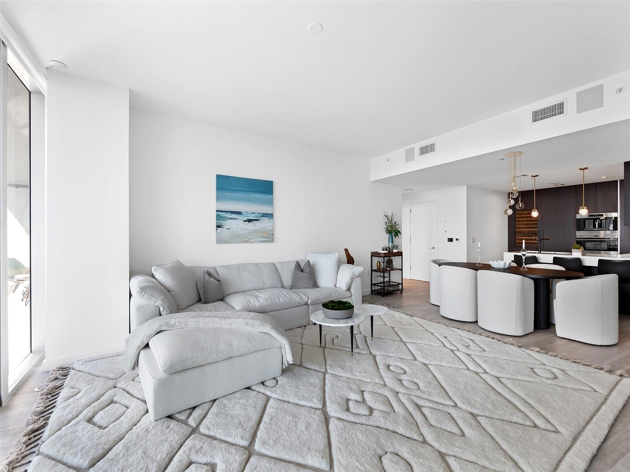 Building Photo - 2200 N Ocean Blvd