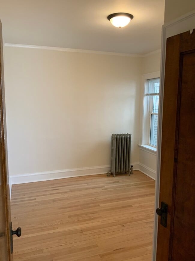 Building Photo - 5707 N Campbell Ave