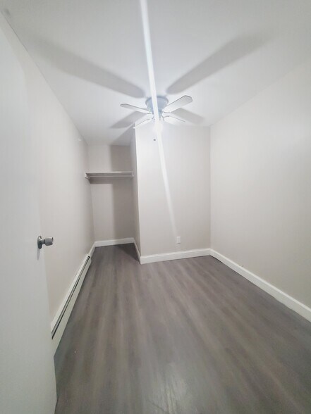 Building Photo - 79 E 25th St