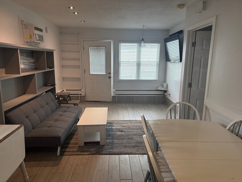 Building Photo - 19 Kentville Terrace
