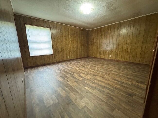Building Photo - 1501 Julius Erving St