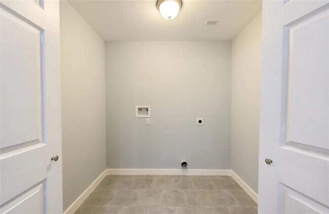 Utility room - 1519 7th St