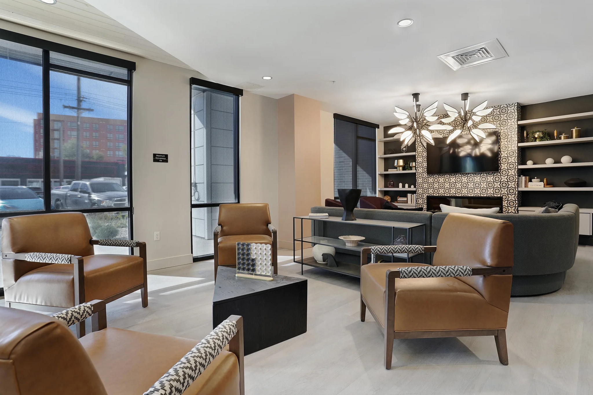 Building Photo - 340 West 700 S