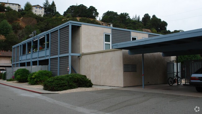 Building Photo - 336 Rheem Blvd