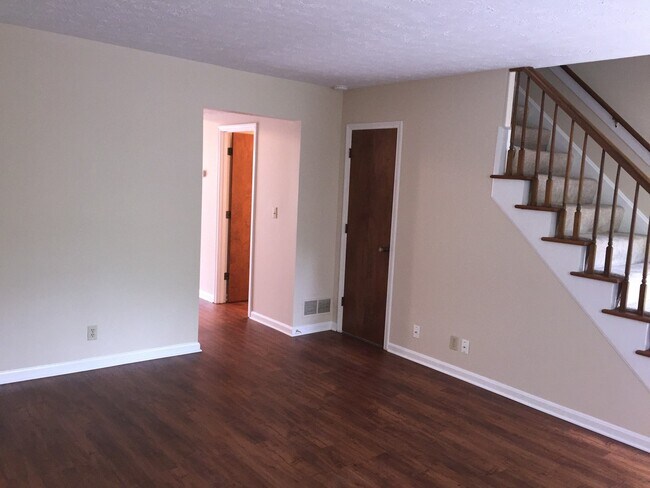 Building Photo - 2853GRI