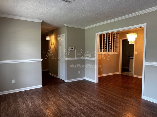 Building Photo - 1429 Dunbarton Rd