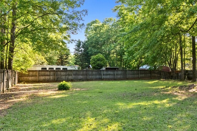 Building Photo - 1711 Piedmont Dr.