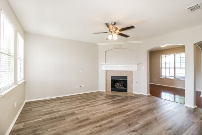 Building Photo - 15408 Yarberry Dr