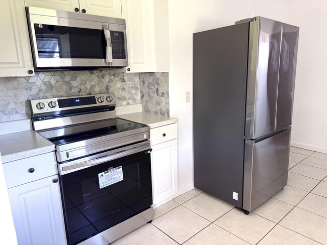 Building Photo - 3692 Corrigan Ct