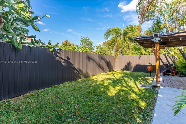 Building Photo - 13847 SW 157th Terrace