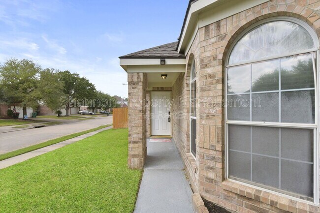 Building Photo - 18534 Burgundy Sky Way