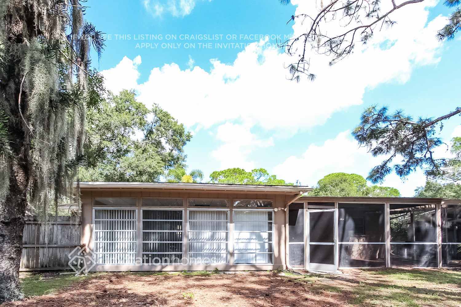 Building Photo - 2014 Cambridge Dr