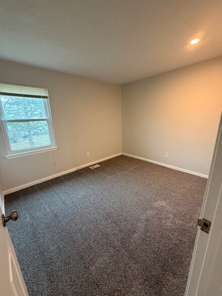 Building Photo - 11729 Caenen St