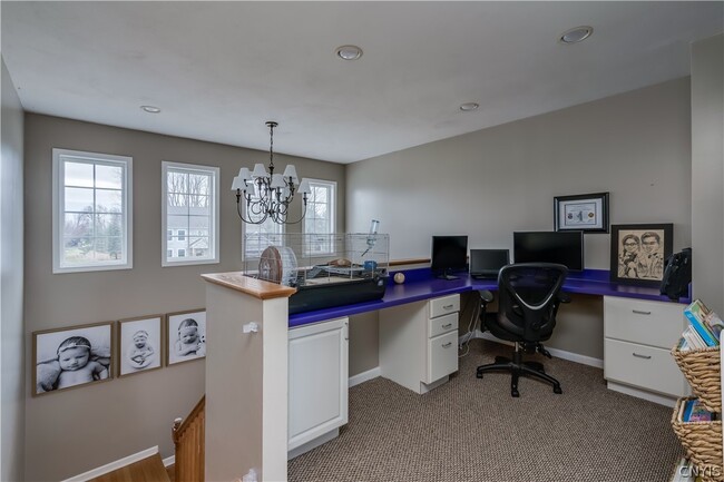 Building Photo - 117 MillCreek Ln