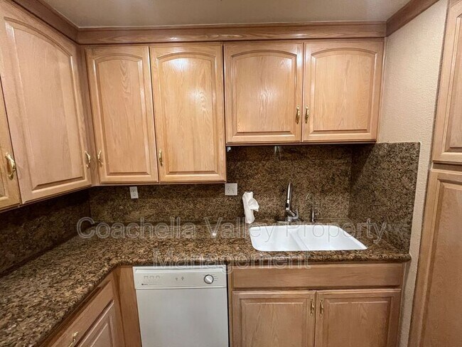 Building Photo - 46630 Vargas Rd