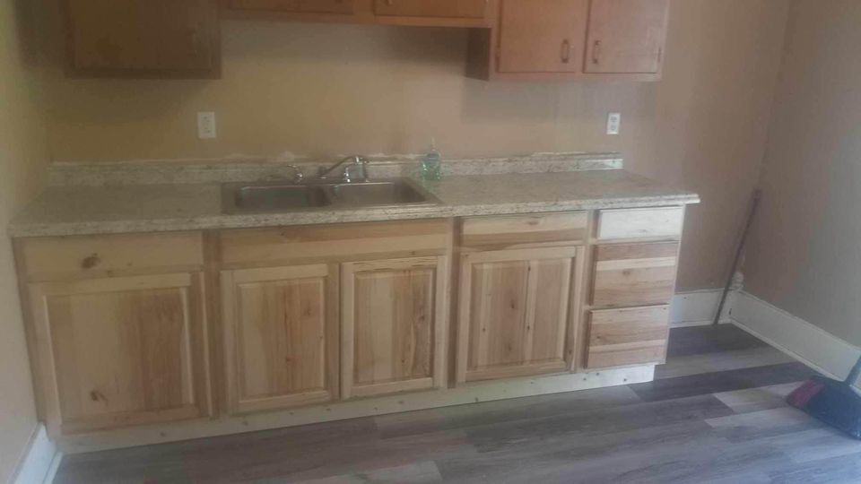 Kitchen - 238 Richmond Ave