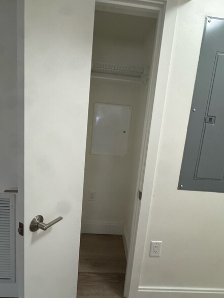 Building Photo - 1065 Commonwealth Ave