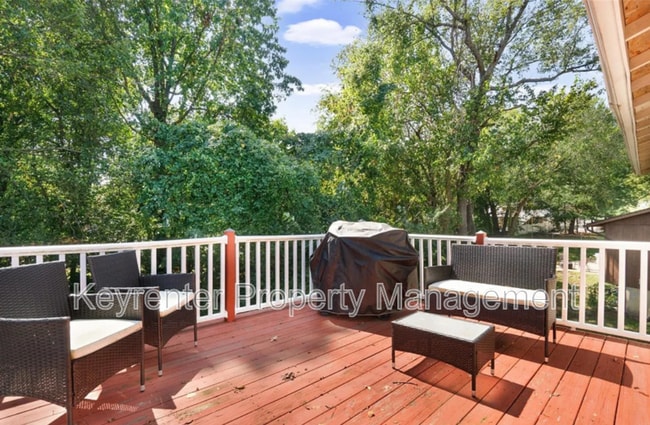 Building Photo - 2714 Cherry Brook Dr