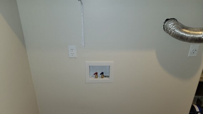 Building Photo - 3406 Breckenridge Ln