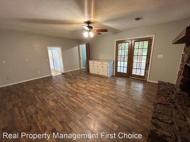 Building Photo - 2 br, 1.5 bath House - 905 N 48th Street