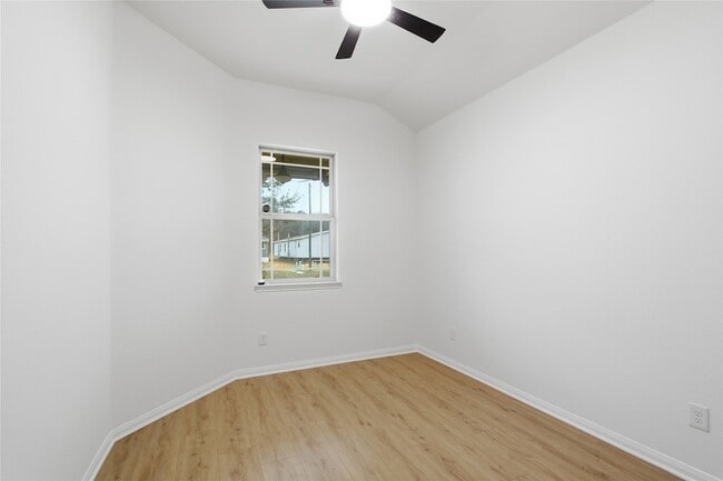 Building Photo - 170 Rd 51022