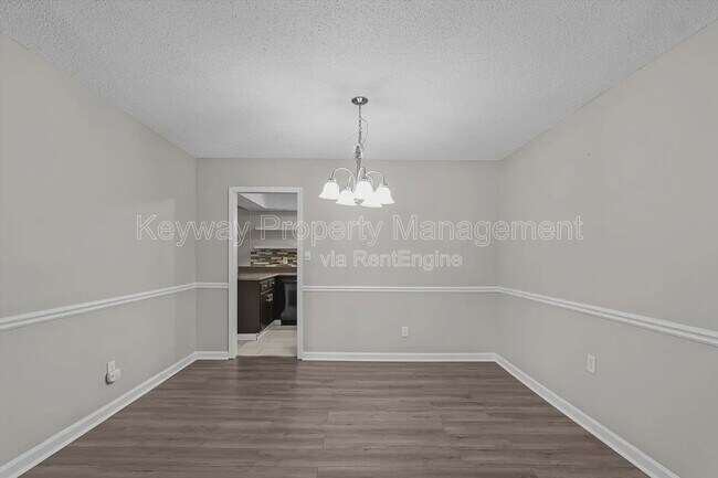 Building Photo - 2918 Arrowhead Dr