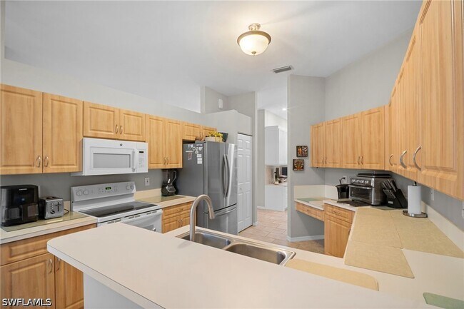 Building Photo - 3381 Mystic River Dr