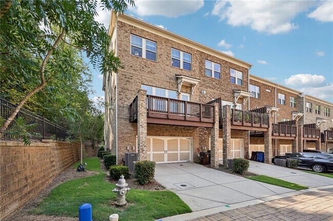 Building Photo - 747 Topsail Ln