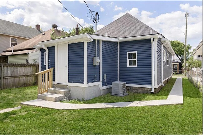 Outside Offers Tons of Privacy With a Fully-Fenced Yard and 1-Car Garage - 1137 Saint Peter St