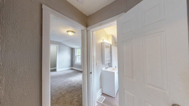 Building Photo - 6011 Pear Ave