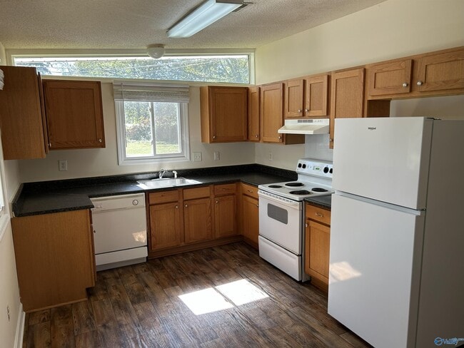 Building Photo - 427 S Edgemont Cir NW