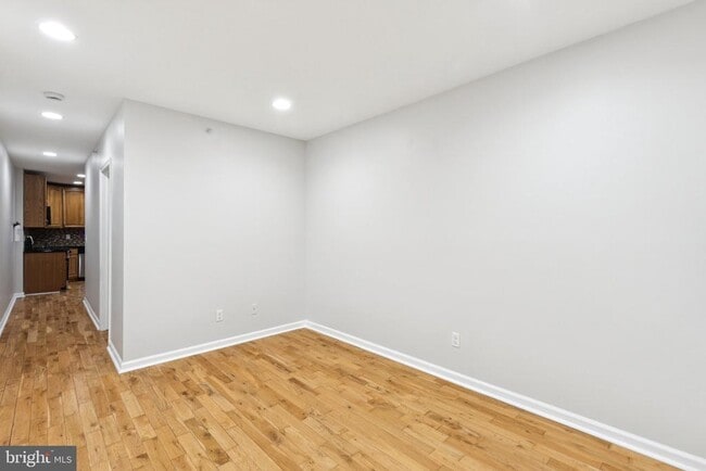 Building Photo - 1931 N Uber St